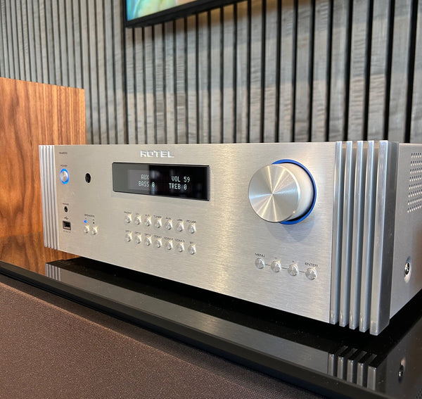 Rotel RA-6000 Diamond Series Integrated Amplifier - Floor Model